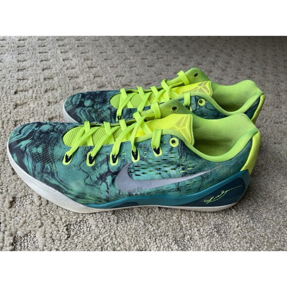 Nike Kobe 9 EM Easter 646701-300 Mamba Kobe Bryant Size 10.5 Orthotic Insoles main image 10